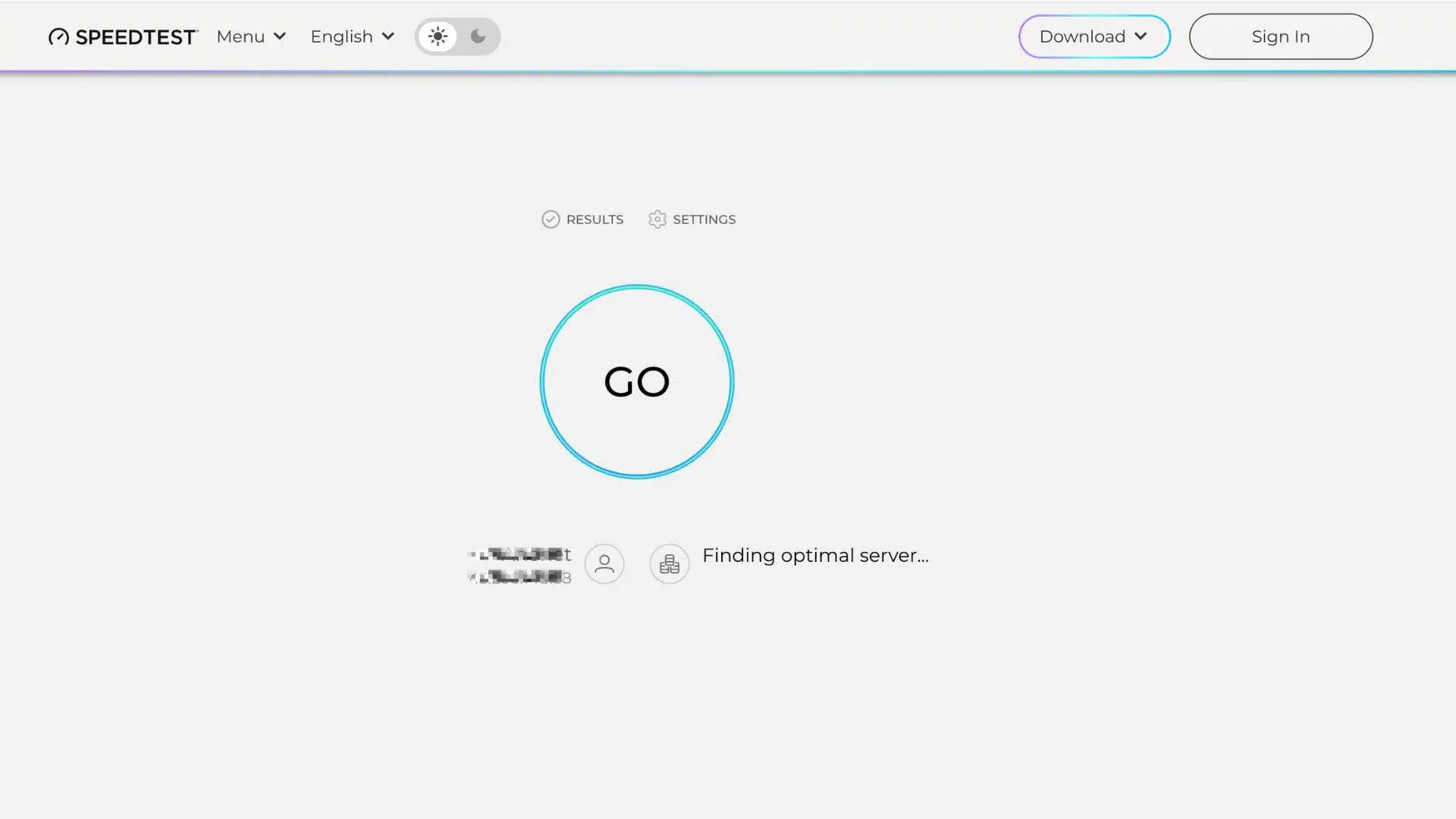speedtest website preparing to measure internet speed while finding the optimal server